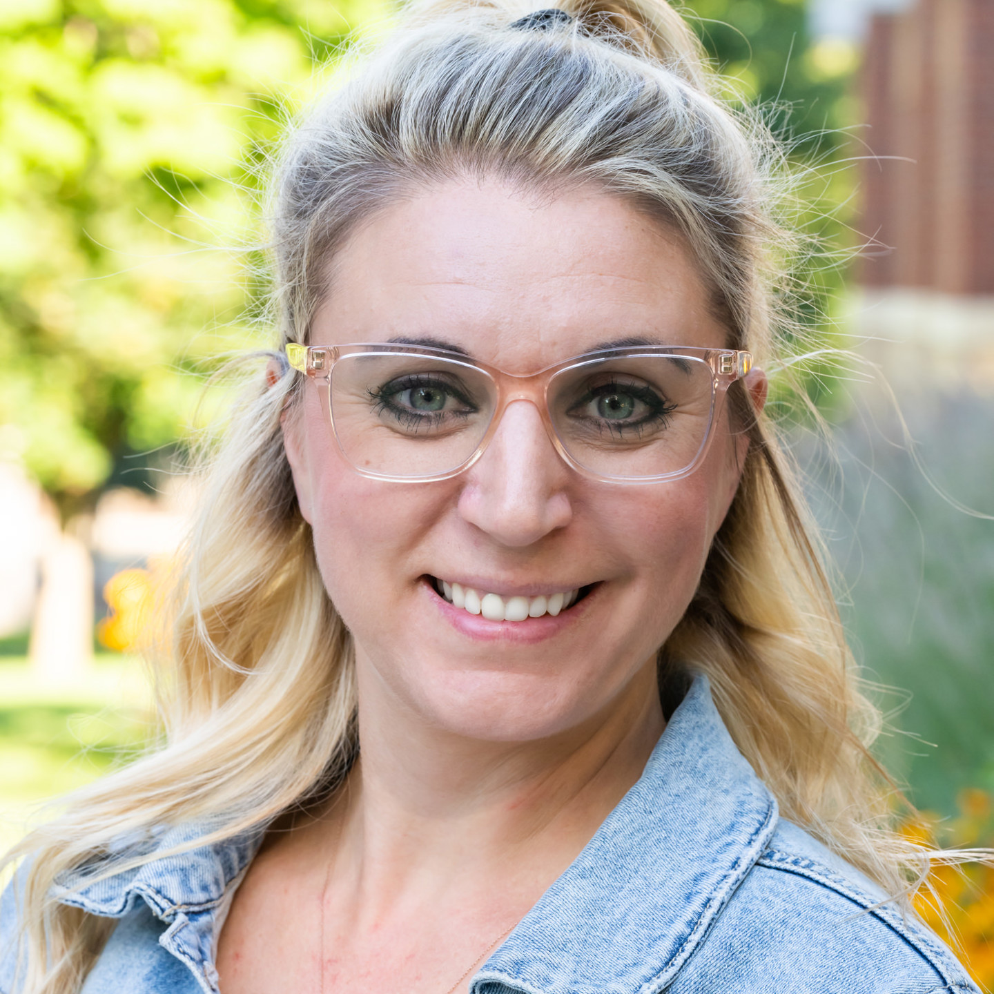 Headshot of Katie Roberts